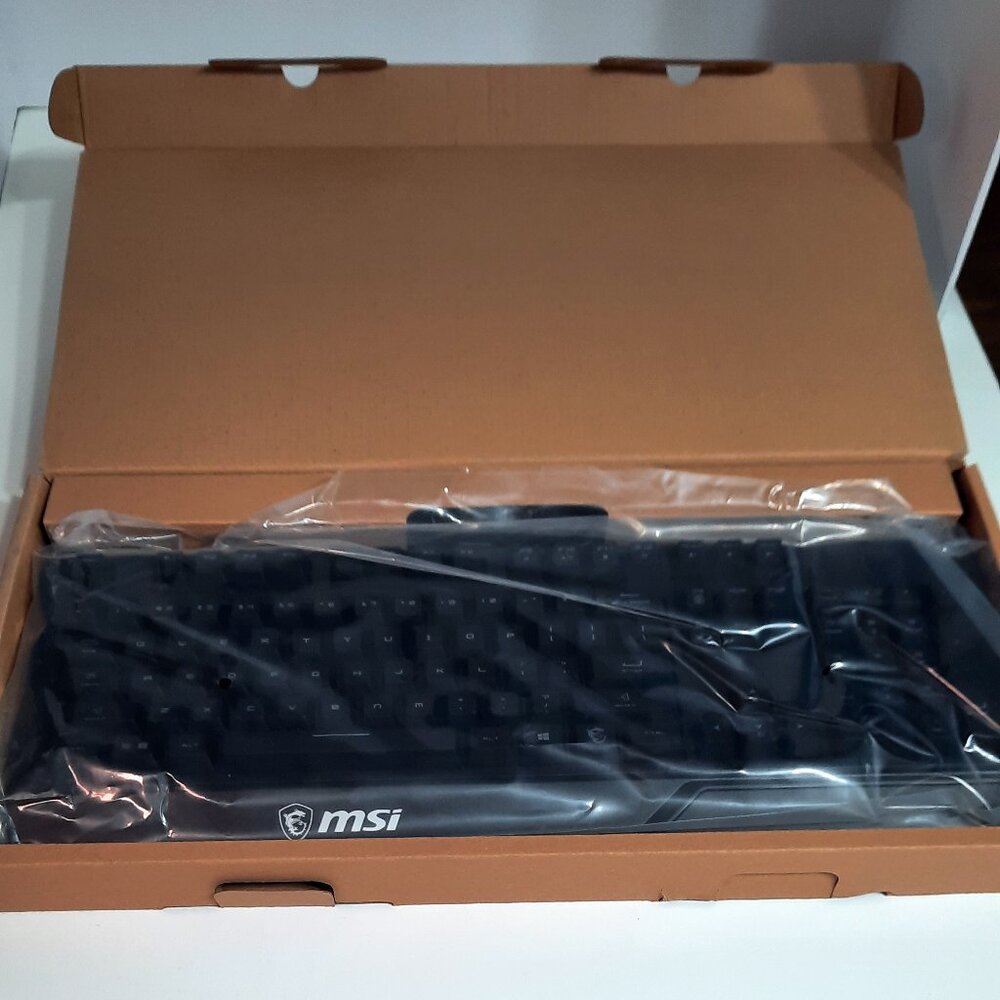 MSI Vigor GK20 Gaming Keyboard RGB Backlit Membrane USB Open Box New